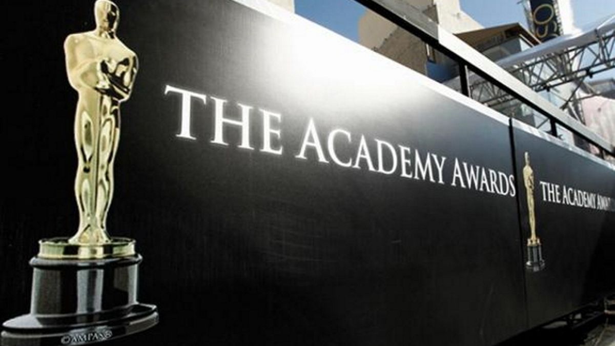 La Academia de los Premios Oscar le solicit&oacute; a Will Smith un descargo por su comportamiento frente a Chris Rock el domingo pasado, por lo que present&oacute; su renuncia.&nbsp;