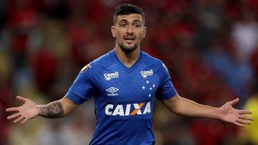 El crack del Cruzeiro que explotó contra el árbitro por el insólito uso del VAR