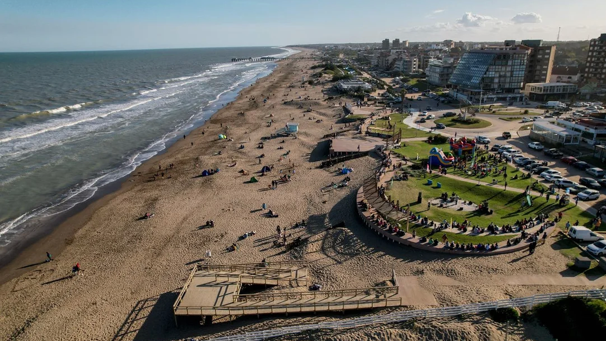 Preocupación por el turismo en la CostaAtlántica. (Foto: NA)