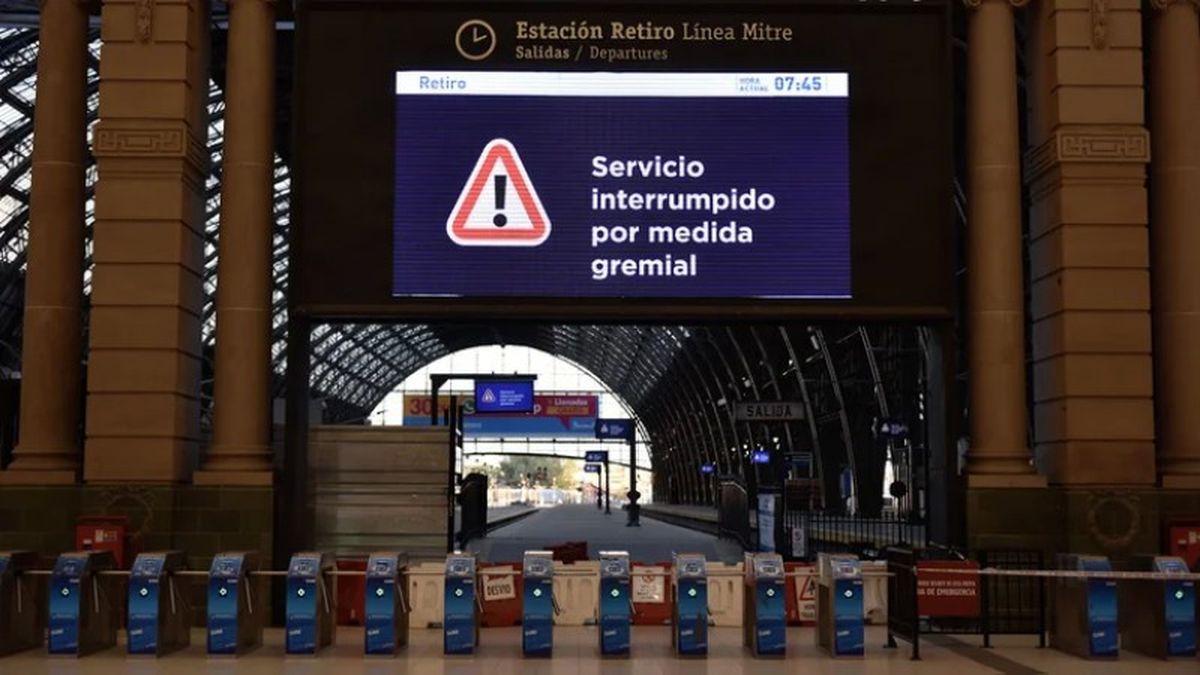 Paro de transporte del 8 de noviembre: ¿a qué servicios afecta?