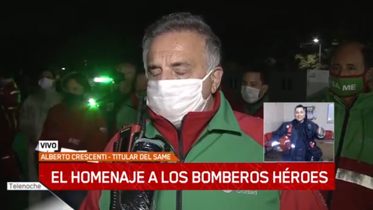 Las lágrimas de Alberto Crescenti en la despedida de los bomberos que hizo quebrar a Guillermo Lobo