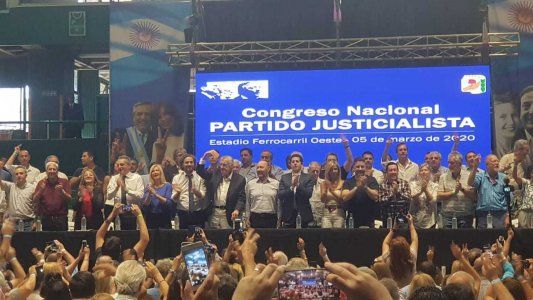 En un marco de unidad, piden la presidencia del PJ para Alberto Fernández e intentan expulsar a Pichetto del partido
