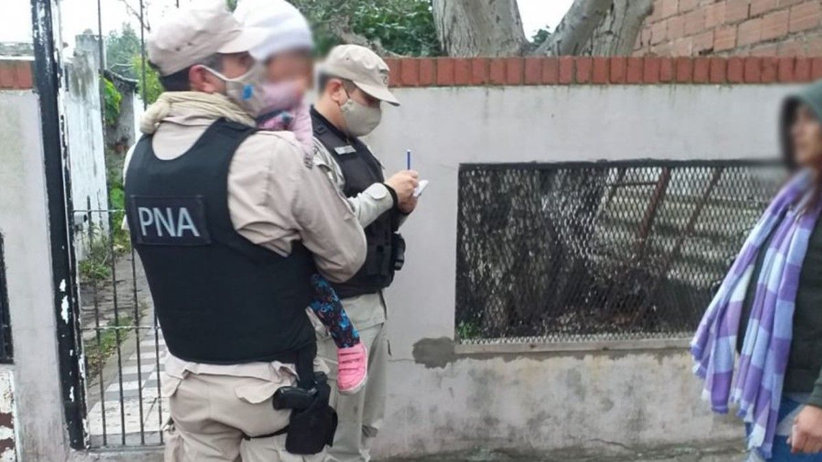 La madre de la nena recurri&oacute; a los efectivos que estaban patrullando la zona.&nbsp;