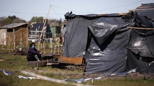Toma de Guernica: se fueron 175 familias pero organizaciones de izquierda adelantaron que resistirán mañana el desalojo