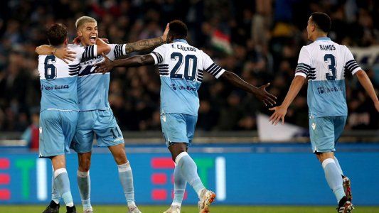 Con un golazo de Joaquín Correa, Lazio le ganó a Atalanta y se coronó campeón de la Copa Italia