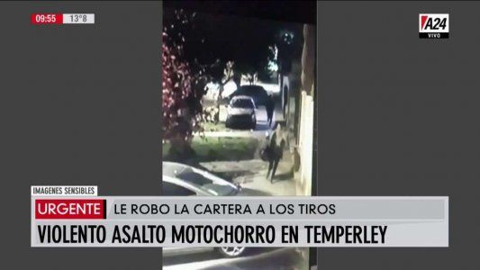 Violento asalto de motochorros, le robaron la cartera a los tiros