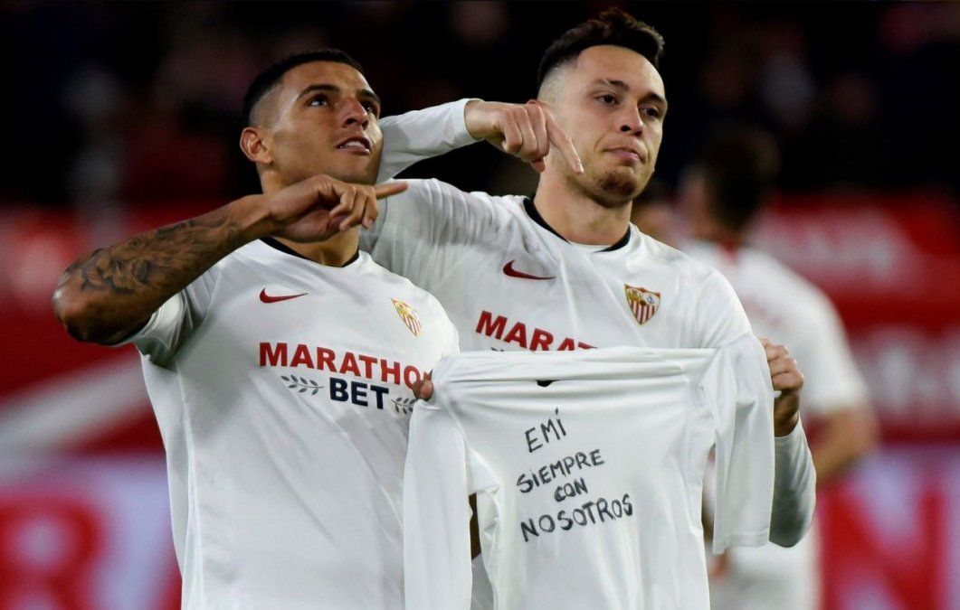 Emi, siempre con nosotros: Ocampos marcó en el triunfo de Sevilla y se lo dedicó a Emiliano Sala, a un año de su muerte