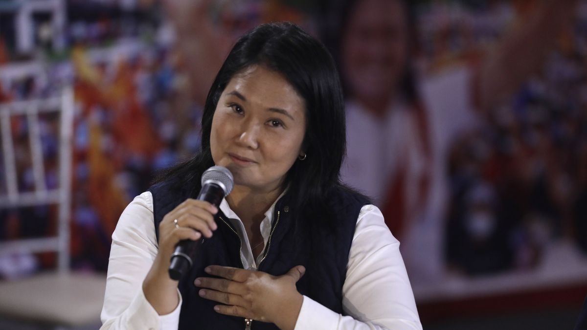 Keiko Fujimori denuncia irregularidades mientras espera por el voto de peruanos en el extranjero (Foto: AP)