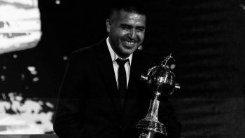 El delantero que no dudó cuando le preguntaron por Boca: ¿Si me llama Riquelme? Mañana me tomo un avión