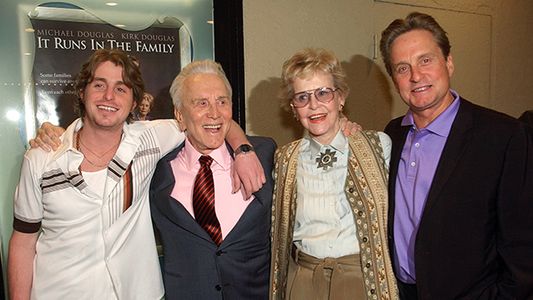 Murió la madre de Michael Douglas a los 92 años
