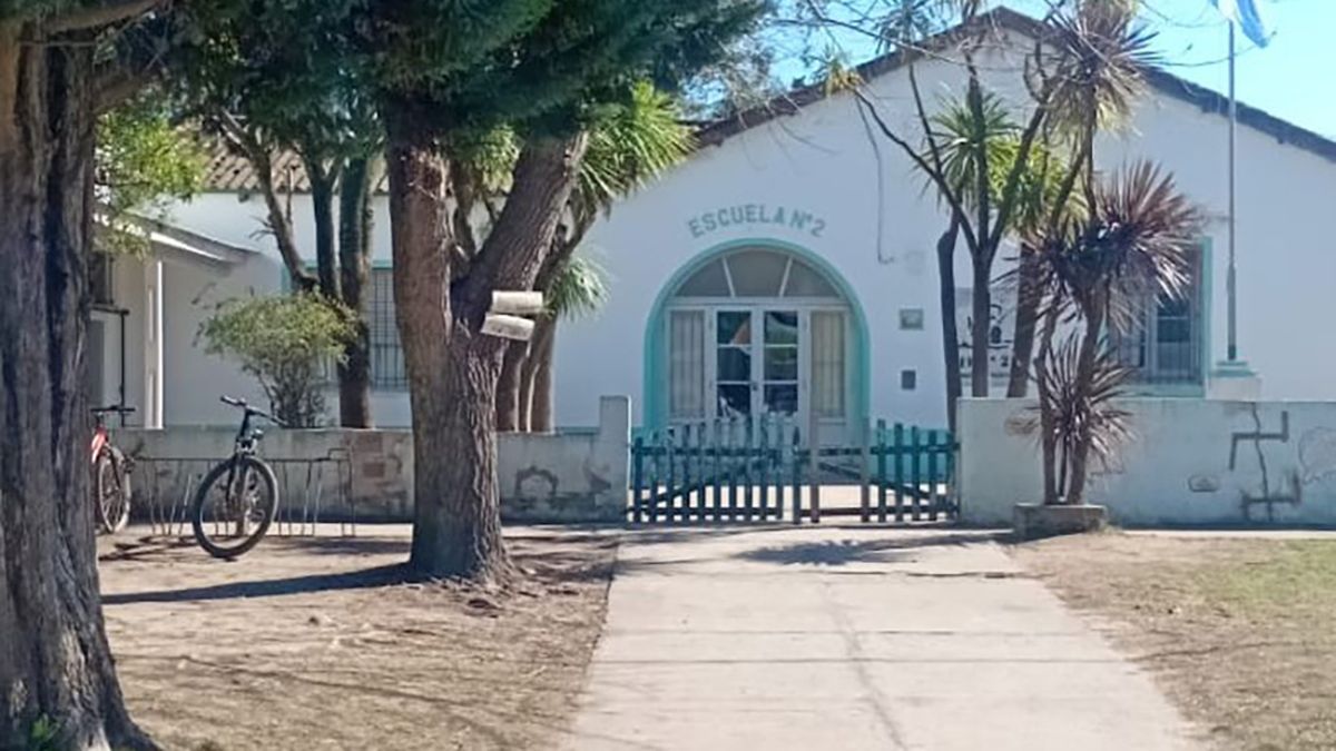 La escuela primaria N° 2 de General Alvarado es una de las afectas. (Foto: Ministerio Público Fiscal).