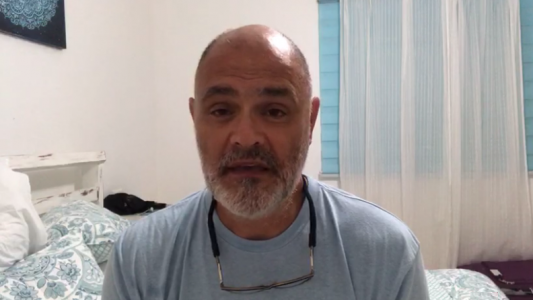 Un ex combatiente de Malvinas varado en el exterior pidió por el regreso de todos los argentinos al país