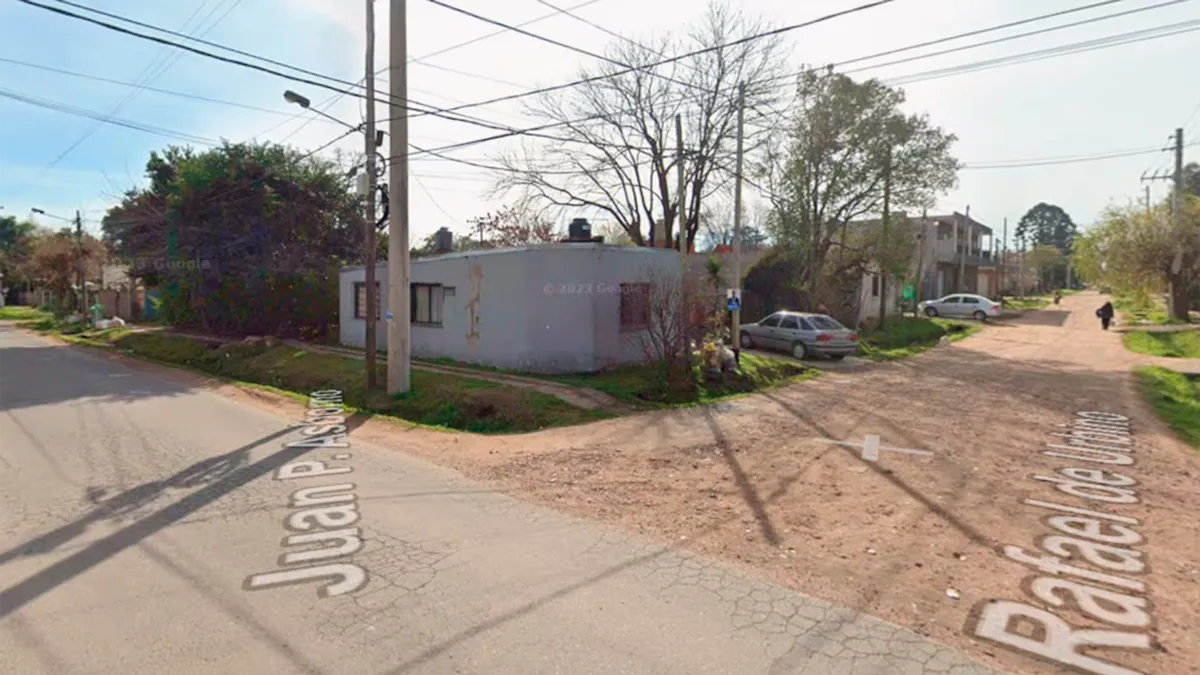 El hecho ocurrió en un pequeño local ubicado sobre la calle Urbino, a metros de Asborno. (Foto: Google)