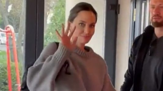 Angelina Jolie sorprendió a los ciudadanos ucranianos con su visita sorpresa a la ciudad de Lviv