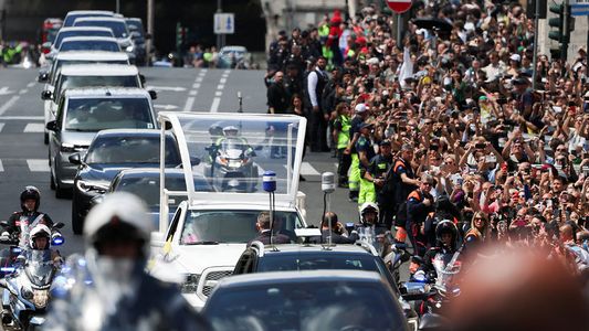 Las fotos del conmovedor funeral del papa Francisco: la masiva despedida en San Pedro