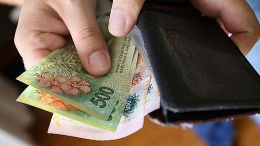 Desde este miércoles aumenta el Salario Mínimo Vital y Móvil: cuánto se cobrará a partir de este mes