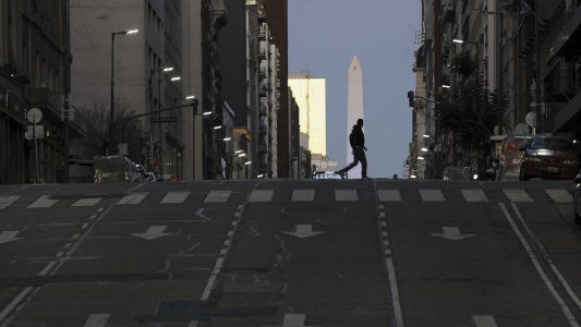 Cuarentena: menos gente en la calles de la Capital Federal y alarma por el escaso acatamiento en el conurbano