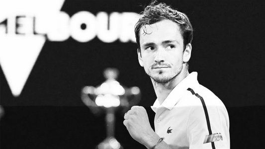 Un Medvedev imparable barrió a Tsitsipas, pasó a la final del Abierto de Australia e irá por Djokovic