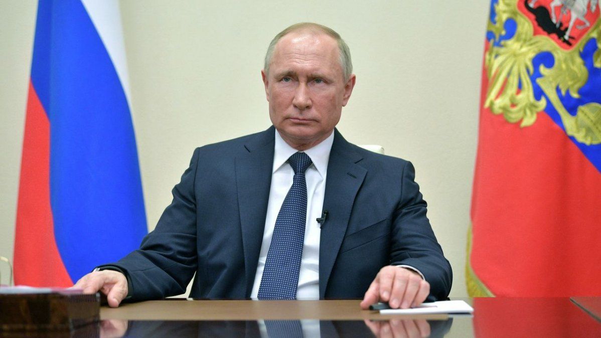 Putin ordena descanso laboral obligatorio con derecho a sueldo por todo abril debido al coronavirus