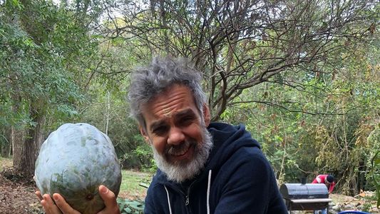 Extenso descargo de Leo Rubín a favor de Fio Migliore