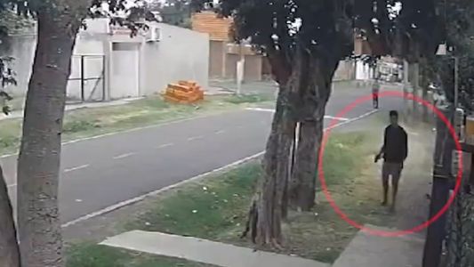 Relato salvaje: discutió con un vecino por unas cañas de pescar y ahora pelea por su vida