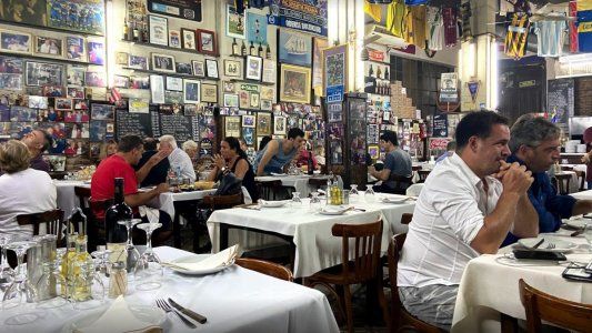 Tristeza porteña: cerraron El Obrero y Oviedo, dos clásicos bodegones