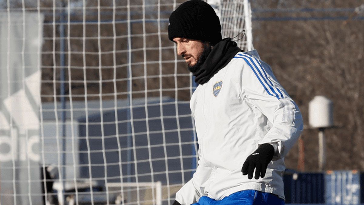 Darío Benedetto salió lesionado del entrenamiento de este jueves.&nbsp;