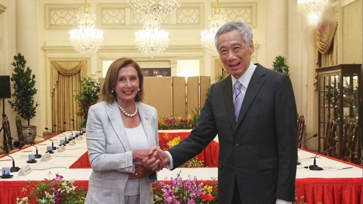 Nancy Pelosi en Singapur. su posible visita a Taiwán provoc amenazas desde China (Foto: AP)