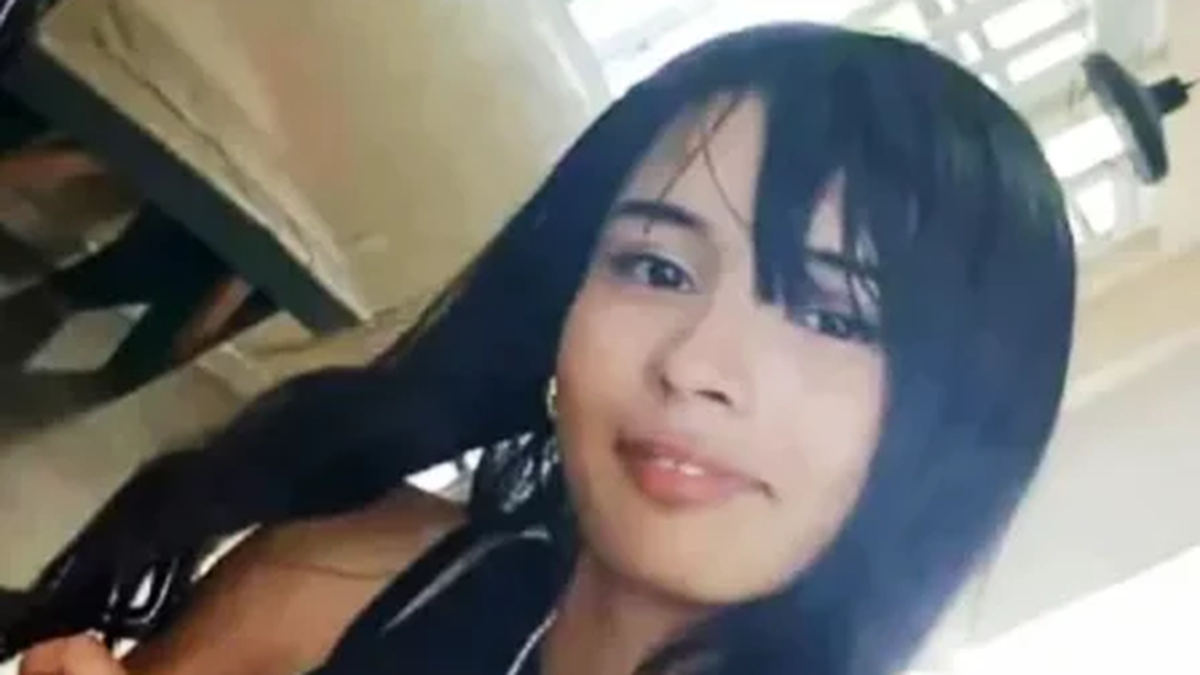 Valentina dejó el país y desde el viernes nada se sabe de ella.