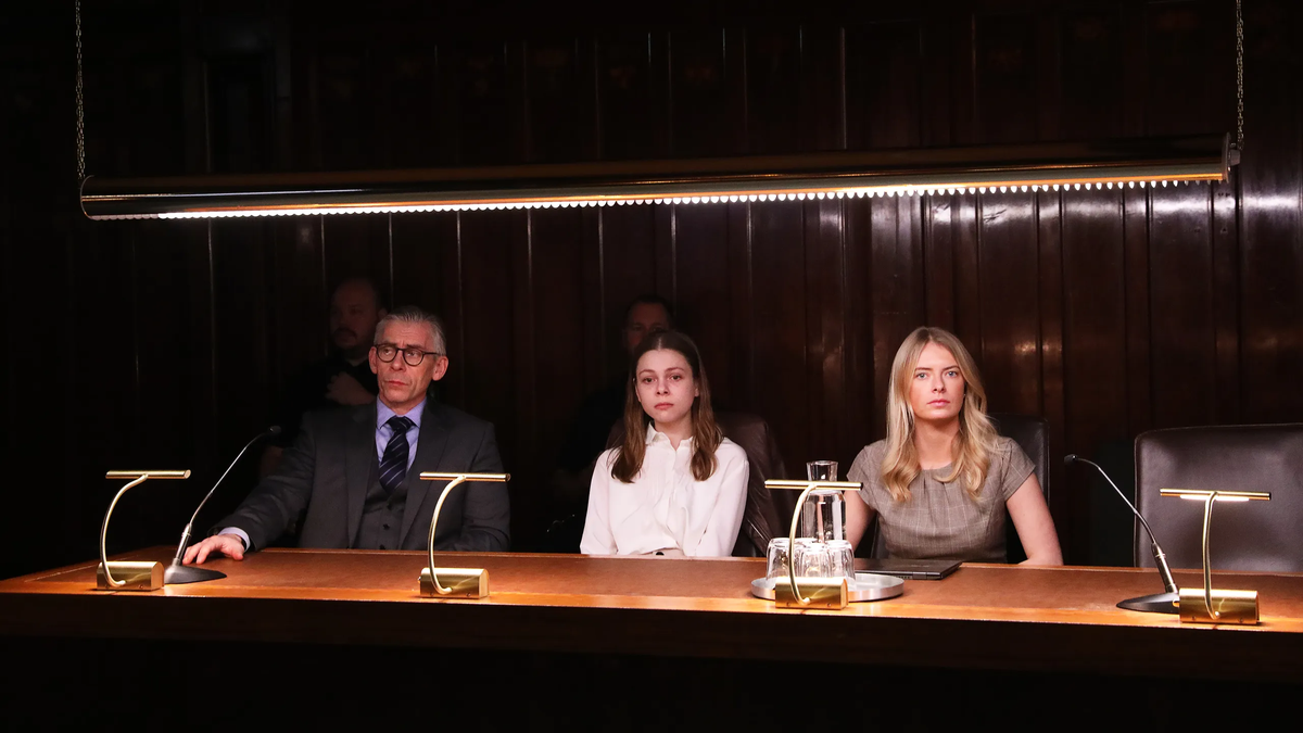 La miniserie de Netflix de solo seis capítulos que se termina en una noche