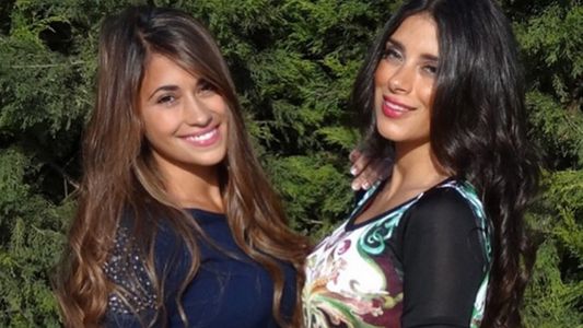 Amor, amor y más amor entre estos dos bombones en el cumple de la mujer de Messi