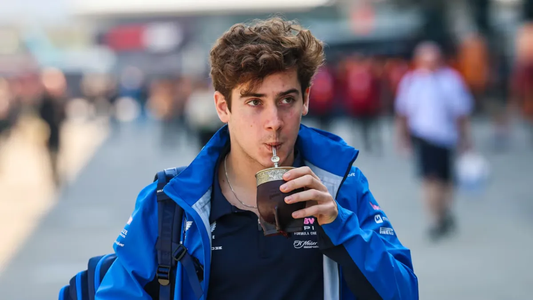 Las fotos de Franco Colapinto en Ámsterdam acompañado por una hermosa mujer: ¿de quién se trata?