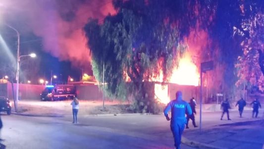 Tragedia en Mendoza: murió una niña de 10 años durante un incendio