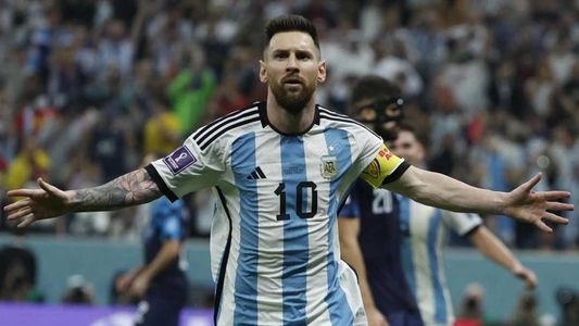 Seedorf: Si los dioses del fútbol existen sería bonito ver a Messi levantar la Copa