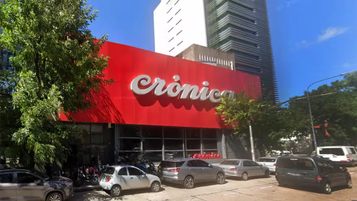 https://media.a24.com/p/df011cd0dd6670df7658a02681067a98/adjuntos/296/imagenes/009/624/0009624567/1200x675/smart/un-hombre-con-antecedentes-penales-irrumpio-en-bpp2fh3jwbfodnvsm54x6el4ka.avif
