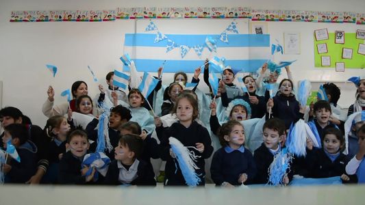 Mundial Qatar 2022: una escuela pasará los partidos de la Selección Argentina y dará premios a los alumnos