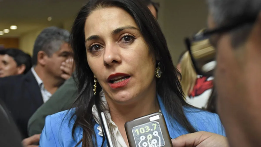 Lucila Crexell se defendió por su ausencia en la sesión del Senado tras las críticas de Javier Milei