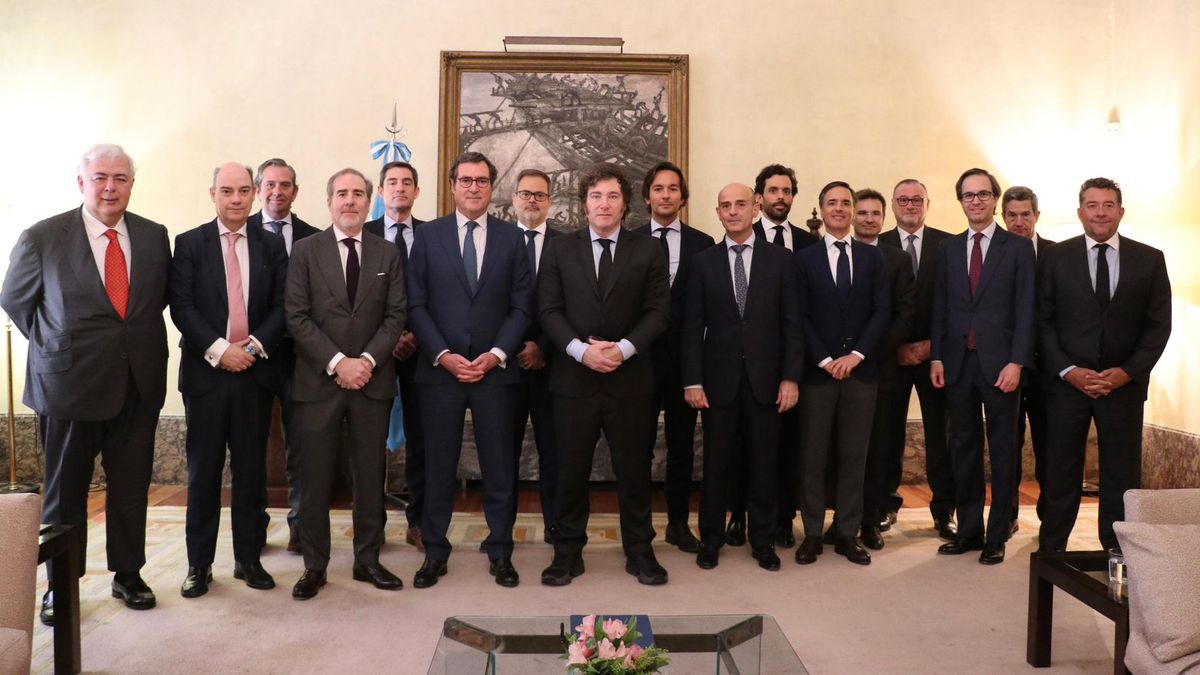 Javier Milei con empresarios españoles en Madrid. (Foto: Gobierno)