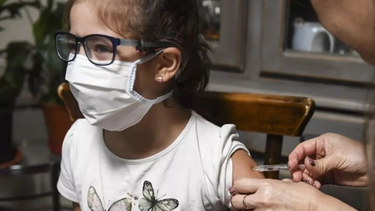 Argentina comenzará a vacunar contra el coronavirus a niños desde los seis meses