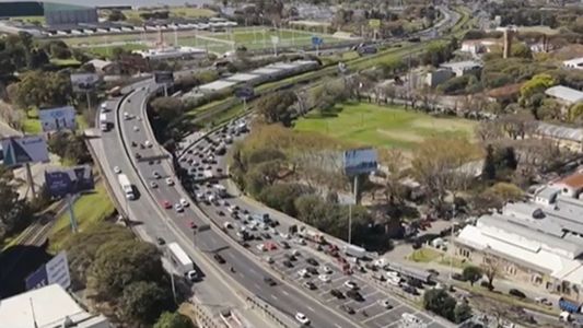 Caos en Av. Lugones y 20 kilómetros de demoras por obras: hasta cuándo durarán