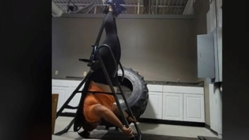 Video: quedó atrapada en una máquina del gimnasio y la tuvo que rescatar la policía