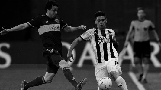 Alarma en Boca: un jugador de Libertad dio positivo de coronavirus luego del partido contra el equipo de Russo