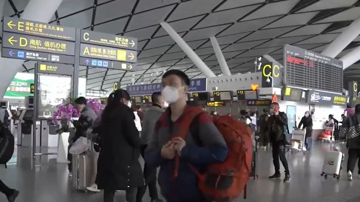 Terminado el aislamiento, millones de chinos vuelven a viajar por la celebraci&oacute;n del a&ntilde;o nuevo lunar y crece el alerta por contagios y muertes (Foto: gentileza Airfinity).