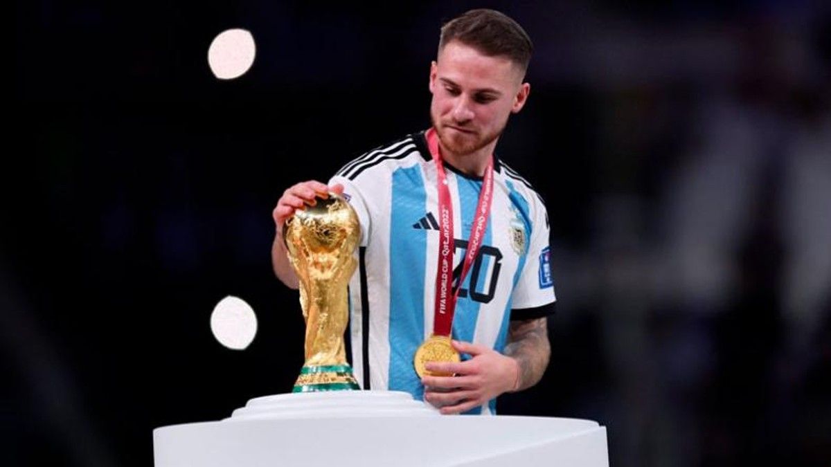 Alexis Mac Allister sali&oacute; revalorizado de la Copa del Mundo de Qatar 2022 por su gran rendimiento (Foto: archivo).