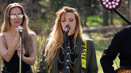 Denisse Romano ganó el concurso a la mejor banda de rock argentina del ciclo Rock N´ Fans