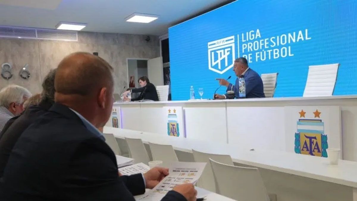 Se realizó una reunión en AFA para definir el formato de la próxima Liga Profesional.&nbsp;