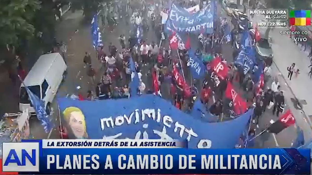Asistencia a cambio de planes sociales: el peaje de los planes sociales (Foto: captura de video)