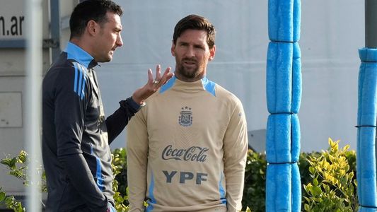 ¿Juega Messi? Scaloni definió el once de la Selección Argentina para enfrentar a Colombia