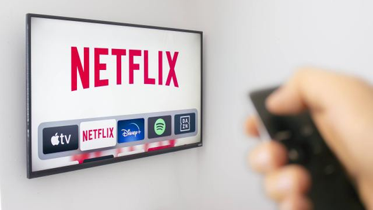 Netflix finalmente sí cobrará por compartir cuentas