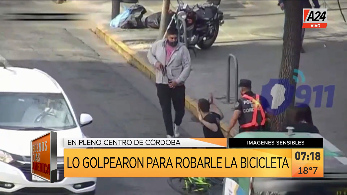 Así detienen a un ladrón de bicicletas en Córdoba. (Captura de Tv)